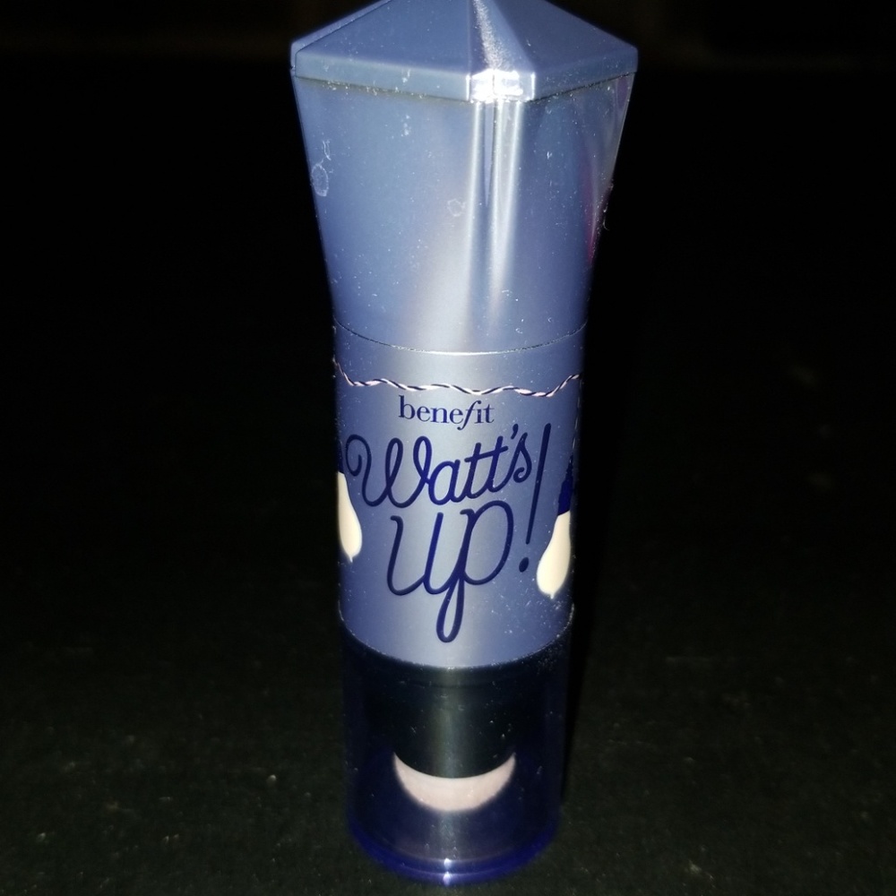 Benefit hightlighter